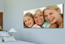 Foto metacrilato sobre cama ejemplo familia AGF